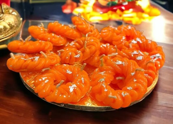 Imarti Mithai Candle | Handcrafted Diwali Decor - Unique Bazar