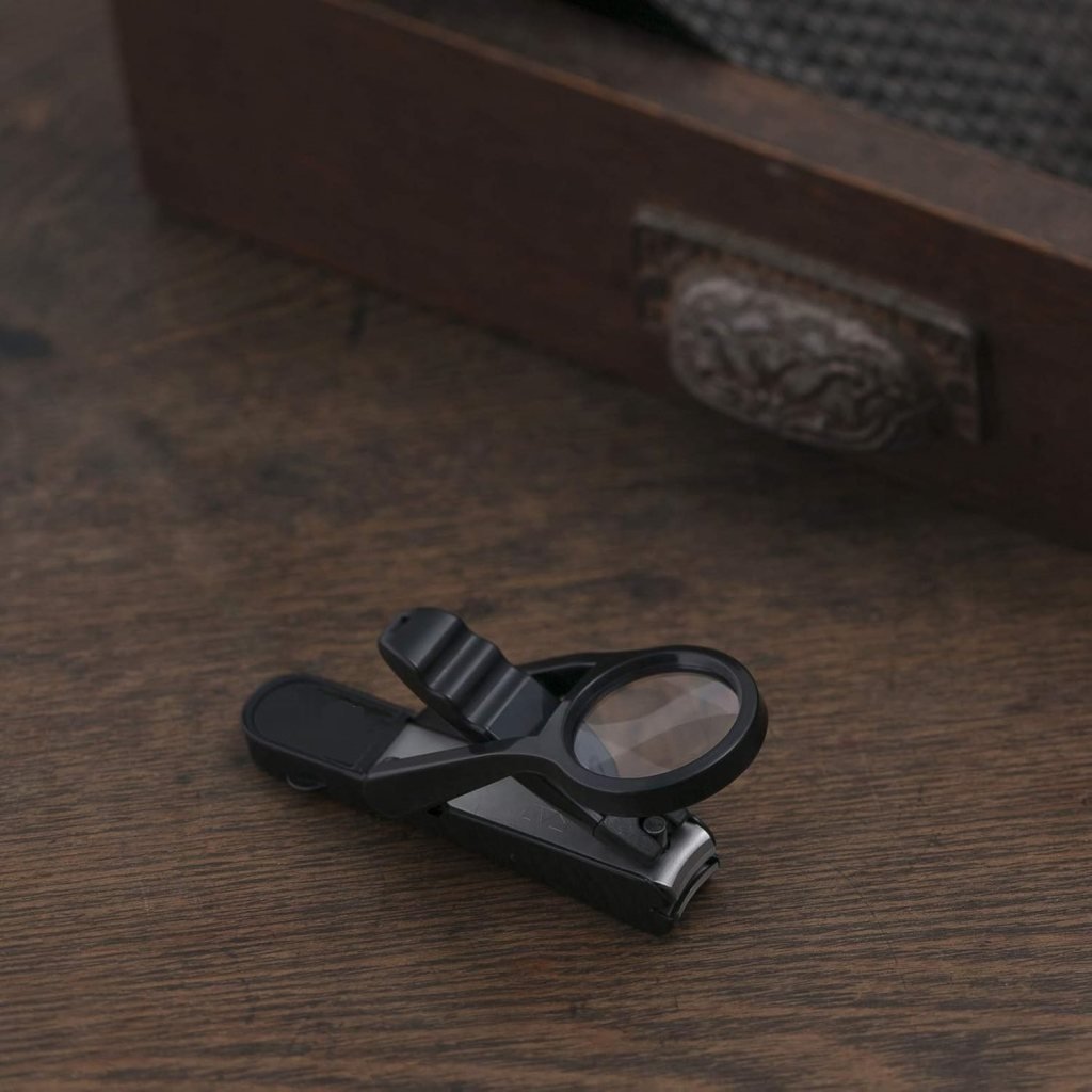 Magnifying Nail Cutter