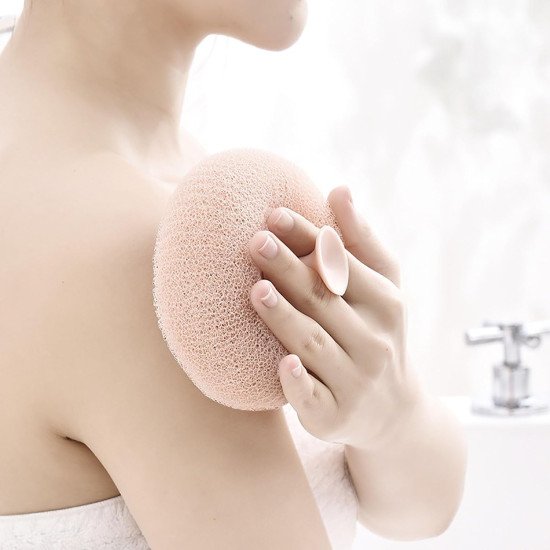 Round loofah scrubbing brush